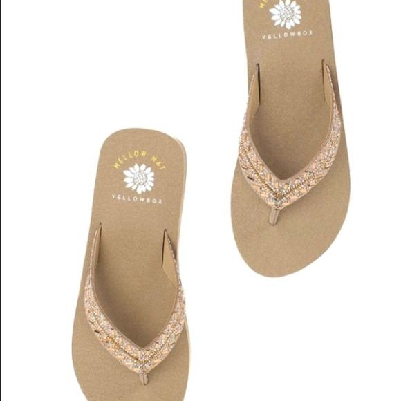 Yellow Box “Mellow Mat” Lesia Sandal Taupe - Women’s 6.5, 9,5 NEW - Picture 2 of 4